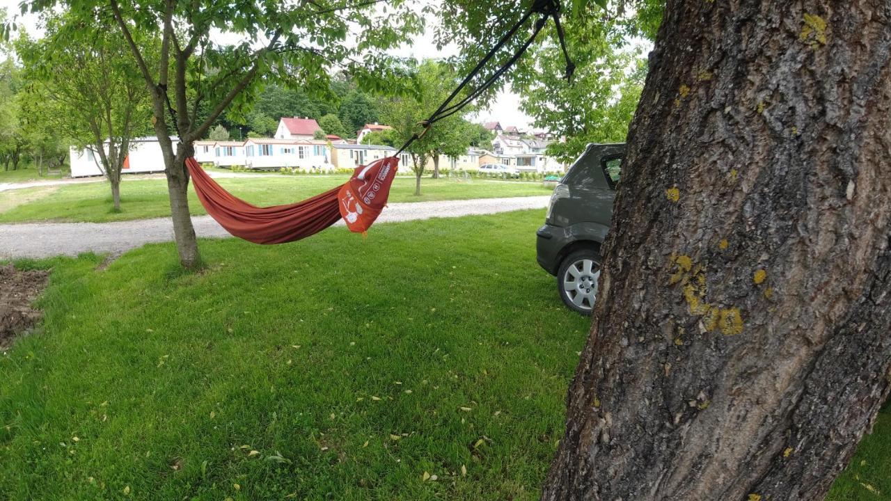 Camping Prima Hotel Tyn nad Vltavou Bagian luar foto